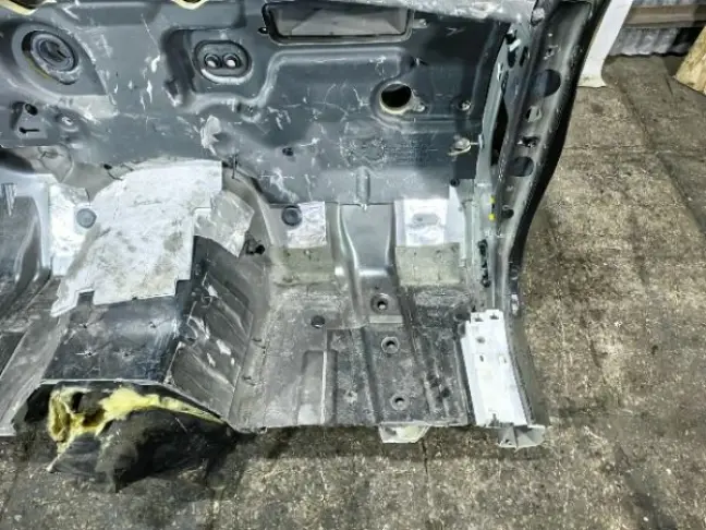 Передняя часть кузова четверть Range Rover 4 L405