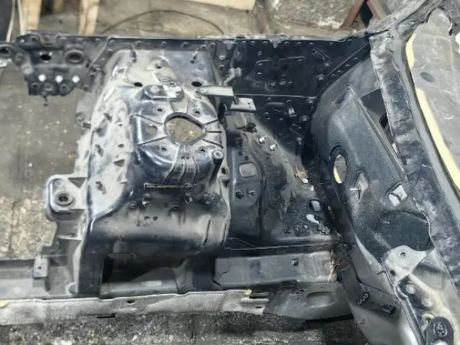 Передняя часть кузова четверть Range Rover 4 L405