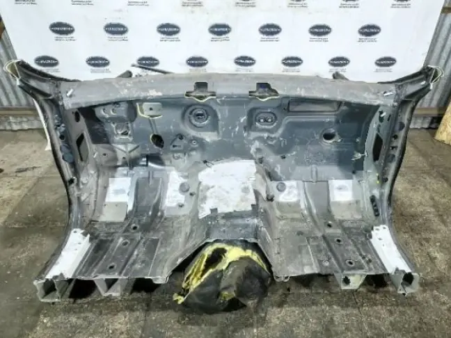 Передняя часть кузова четверть Range Rover 4 L405