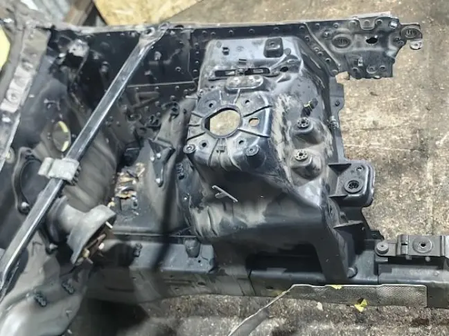 Передняя часть кузова четверть Range Rover 4 L405