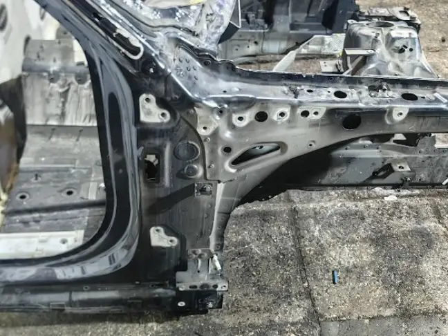 Передняя часть кузова четверть Range Rover 4 L405