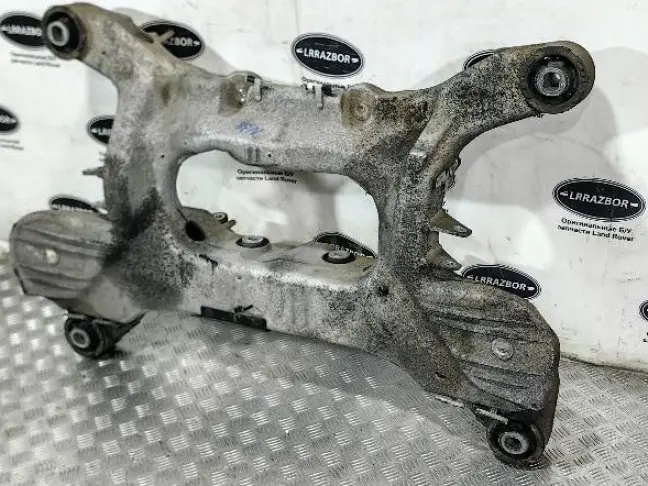 Подрамник задний Range Rover Sport 2 L494 L405