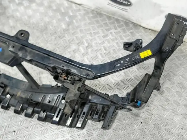 Панель передняя Range Rover 4 L405