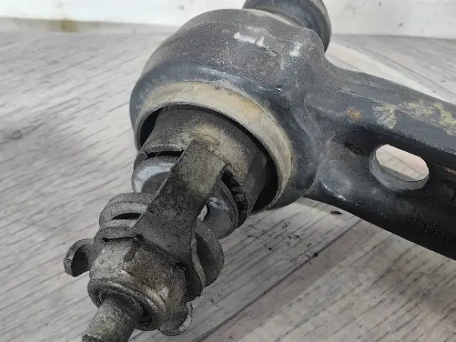 Рычаг передний левый прямой Range Rover 4 L405