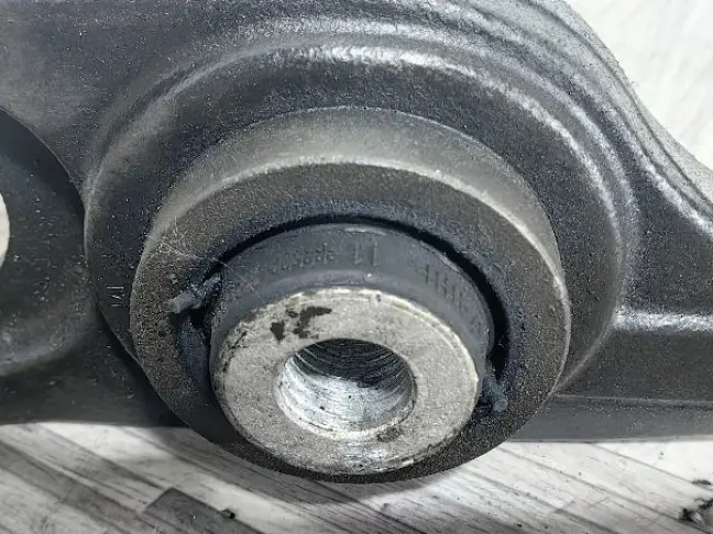 Рычаг передний левый прямой Range Rover 4 L405