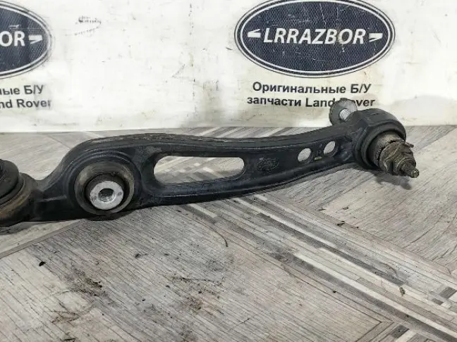 Рычаг передний правый прямой Range Rover 4 L405