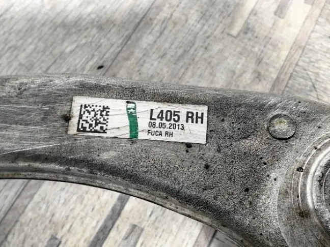 Рычаг передний верхний правый Range Rover 4 L405