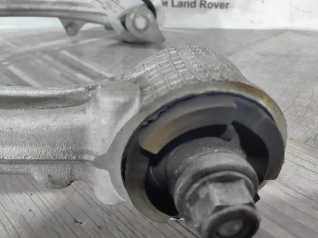 Рычаг передний верхний левый Range Rover 4 L405