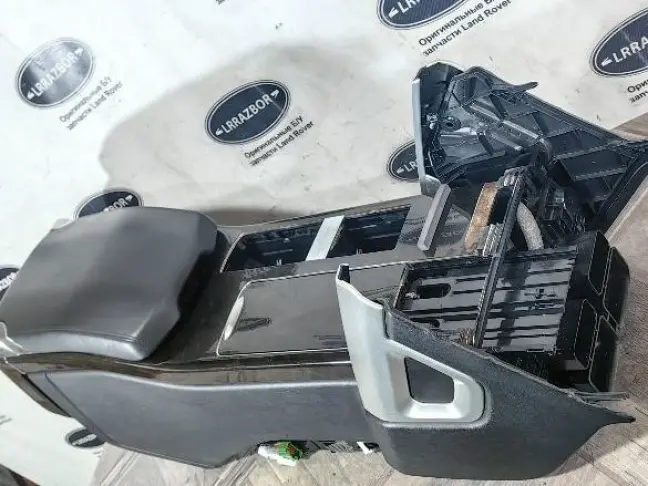 Консоль подлокотник Range Rover 4 L405 холодильник
