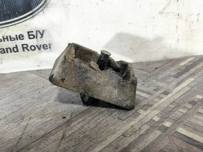 Подставка под домкрат Range Rover 3 L322 02-12