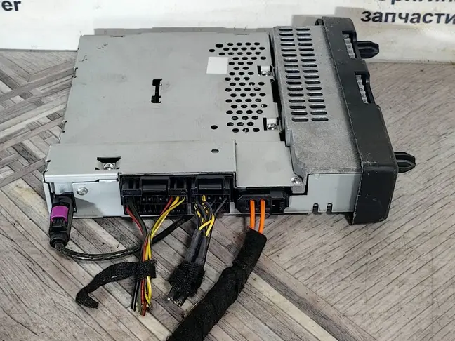 Блок управления магнитолой Range Rover L322 07-12