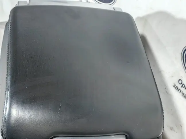 Консоль подлокотник Range Rover 3 L322 2009-2012
