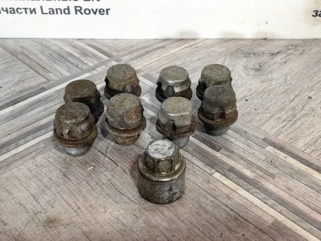Секретка на колеса комплект Range Rover L322 L320
