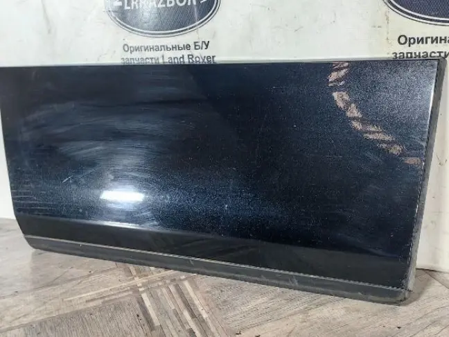 Молдинг двери правый задний Range Rover 3 L322