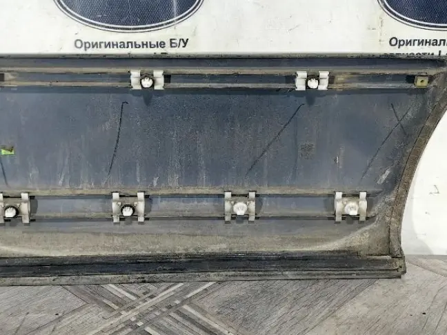 Молдинг двери правый задний Range Rover 3 L322