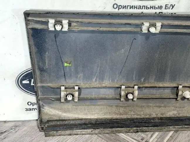 Молдинг двери правый задний Range Rover 3 L322