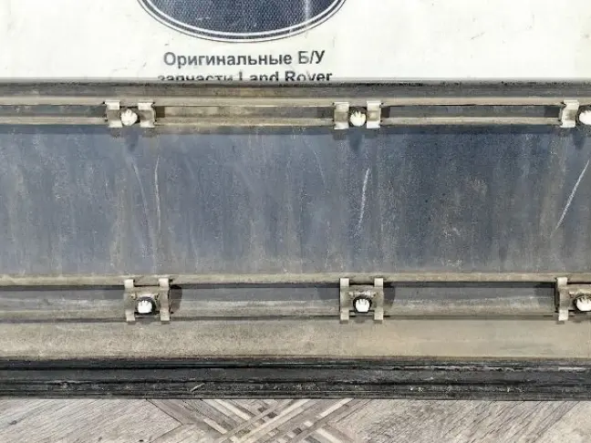 Молдинг двери левый передний Range Rover 3 L322