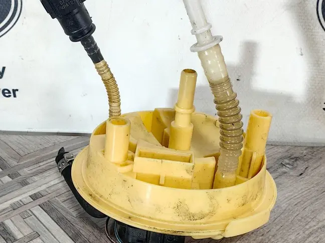 Крышка топливного бака Range Rover 3 L322 448DT