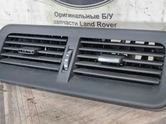 Дефлектор воздуховода верхний Range Rover L322