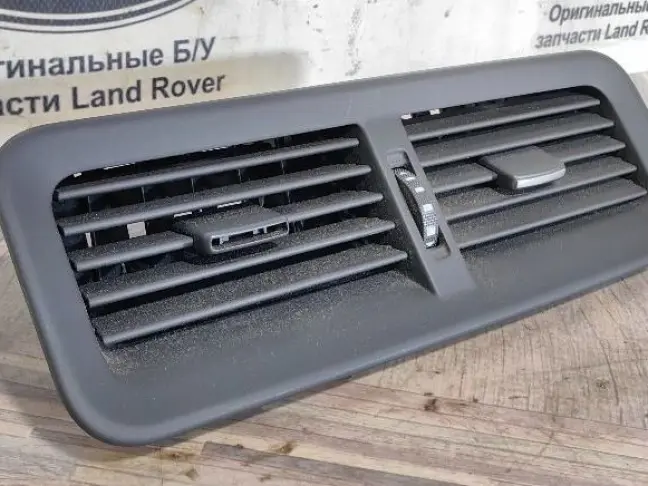 Дефлектор воздуховода верхний Range Rover L322