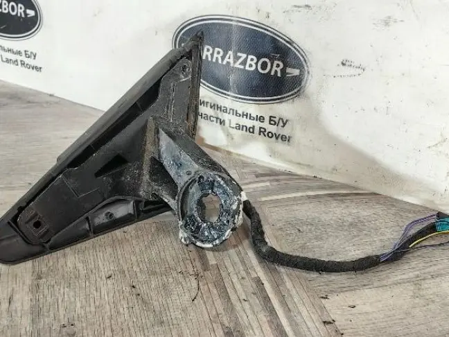 Кронштейн зеркала правый Range Rover L322 09-12