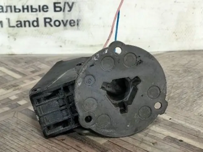 Моторчик зеркала правый Range Rover L322 09-12