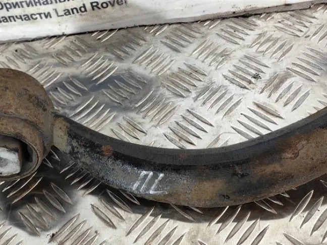 Рычаг передний нижний левый Range Rover L322