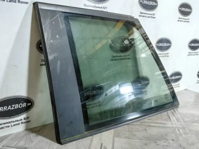 Стекло кузовное глухое левое Range Rover L322
