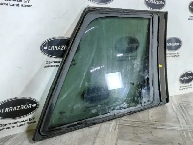 Стекло кузовное глухое левое Range Rover L322