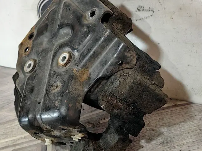 Кожух ТНВД Range Rover 3 L322 4.4 448DT