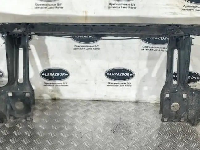 Панель передняя телевизор Range Rover L322 07-12