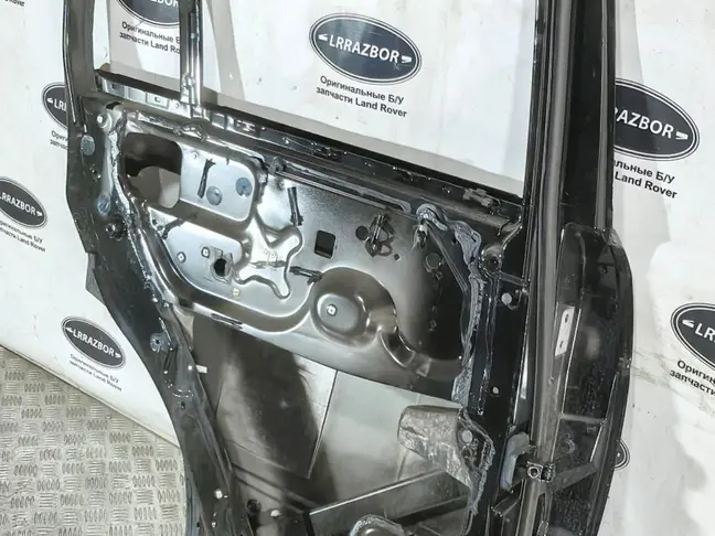 Дверь задняя левая Range Rover L322 2002-2012