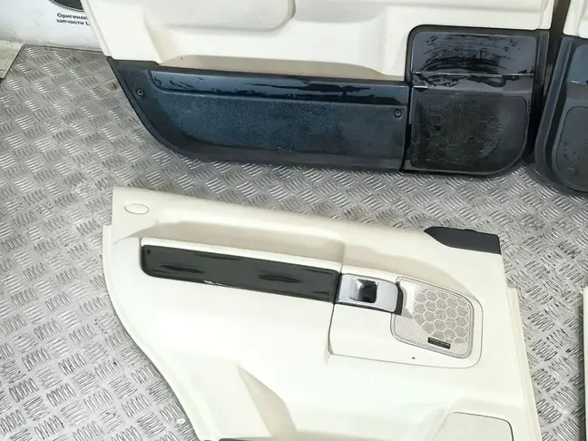 Дверные карты комплект Range Rover 3 L322 07-12