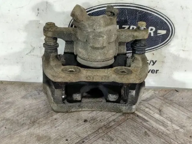 Суппорт задний левый Range Rover L322 3.6 4.2