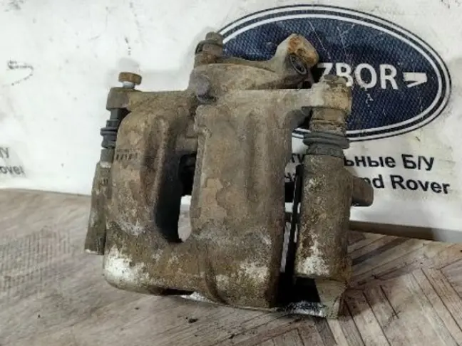 Суппорт задний левый Range Rover L322 3.6 4.2