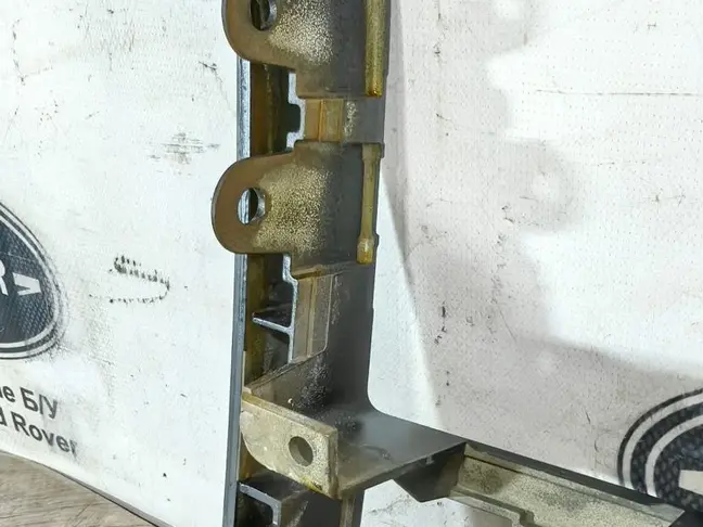 Вставка правая торпеды Land Rover Range Rover L322