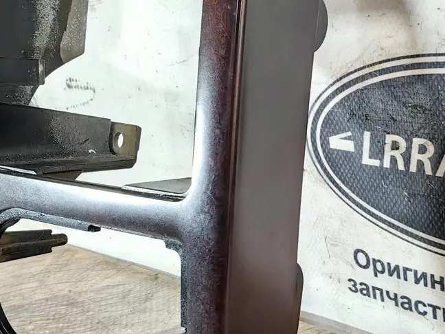Вставка правая торпеды Land Rover Range Rover L322
