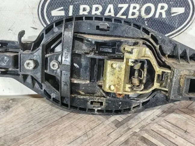 Ручка двери передняя левая Range Rover L322