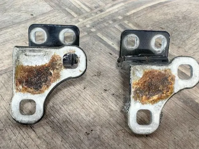 Петли двери перед левая Range Rover 3 L322 02-12