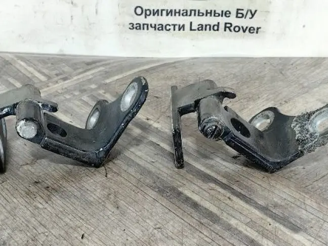 Петли двери перед  правая Range Rover 3 L322 02-12
