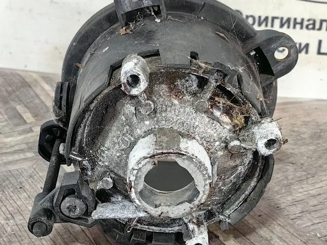 Туманка правая Range Rover L322 05-09