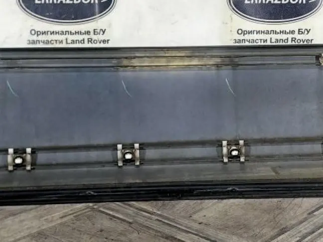 Молдинг передний левый Range Rover 3 L322 02-12