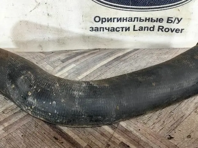 Патрубок турбины левый Range Rover 3 L322 3.6