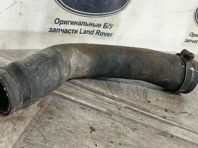 Патрубок турбины левый Range Rover 3 L322 3.6