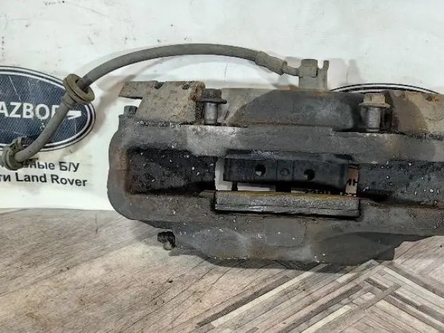 Суппорт правый передний Range Rover 3 L322 4 порш