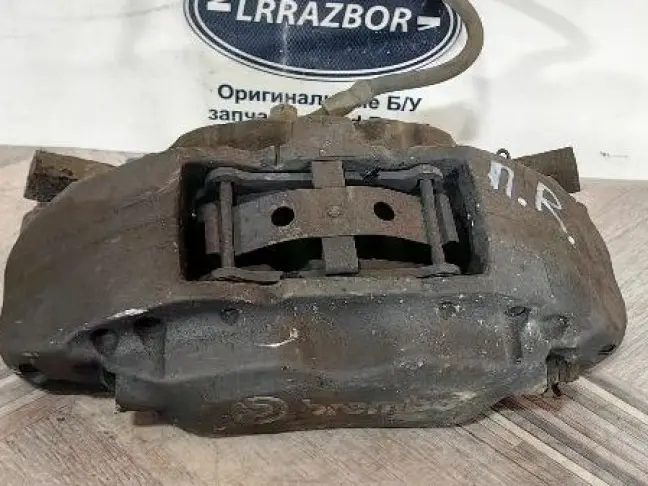 Суппорт правый передний Range Rover 3 L322 4 порш