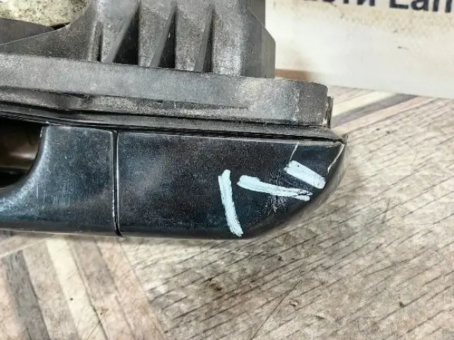 Ручка двери передняя правая Range Rover L322