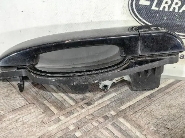 Ручка двери передняя правая Range Rover L322