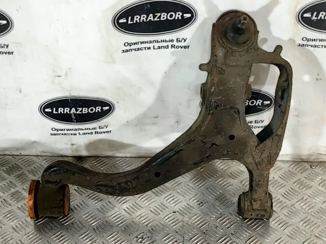 Рычаг передний нижний правый Land Rover Sport L320