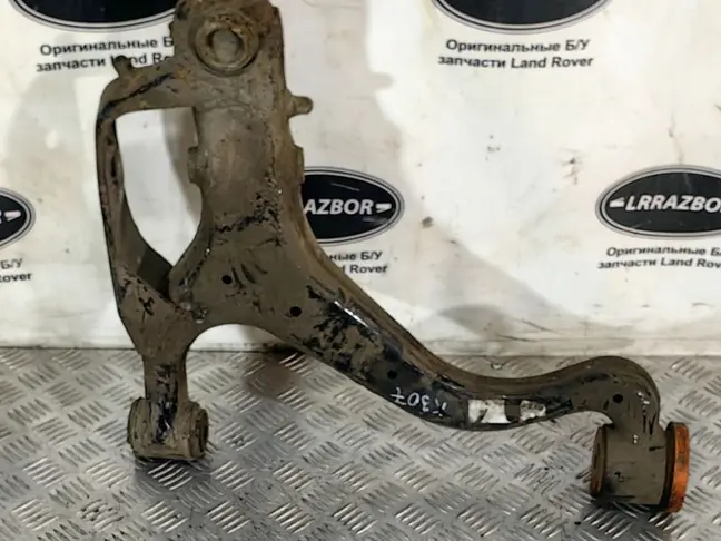 Рычаг передний нижний правый Land Rover Sport L320